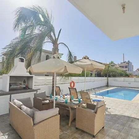 Villa Pearl