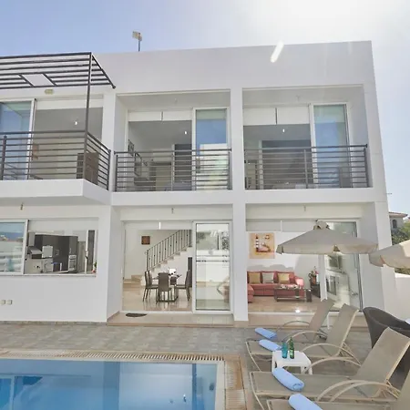 Villa Pearl Protaras