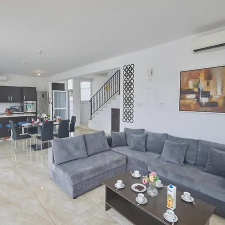 Villa Pearl Protaras